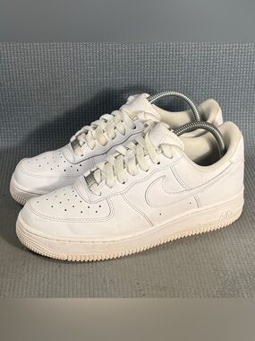 Nike Air Force 1 '07 Triple White Sneakers DD8959-100 Women’s Size 8.5